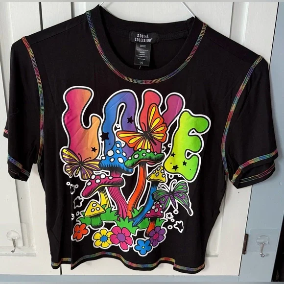 SOCIAL COLLISION LOVE Black Graphic Tee Shirt Mushrooms Butterfly Groovy Size L - Picture 4 of 7